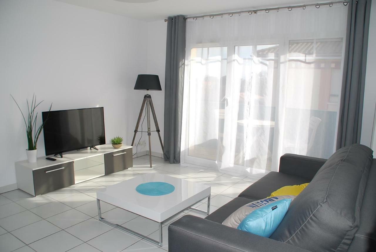 Comme A La Maison Apartment